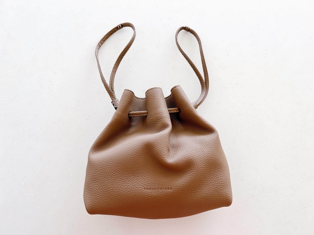 見た目以上の収納力！ボナベンチュラのノアバッグ(Noa Bag)実物